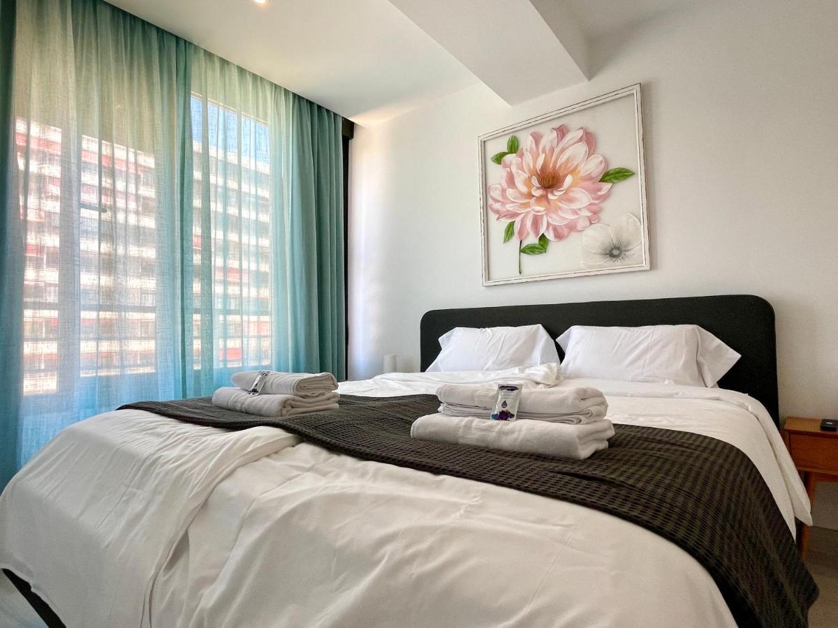 شقة Modern Place City & Beachlife In Heart Of Torremolinos By Solrentspain المظهر الخارجي الصورة